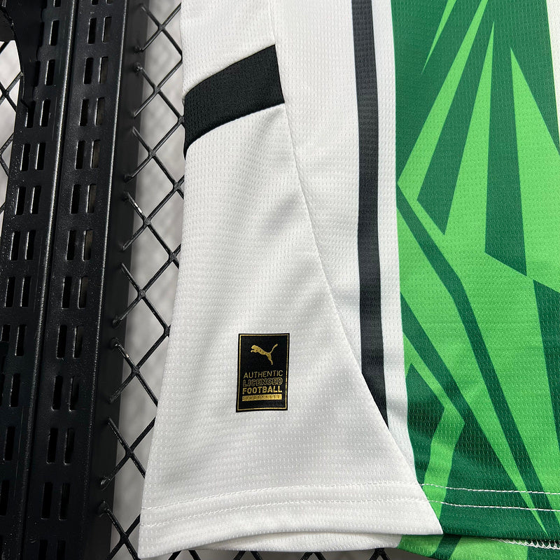 Camisola Borussia Mönchengladbach Principal 24-25 - Bundesliga